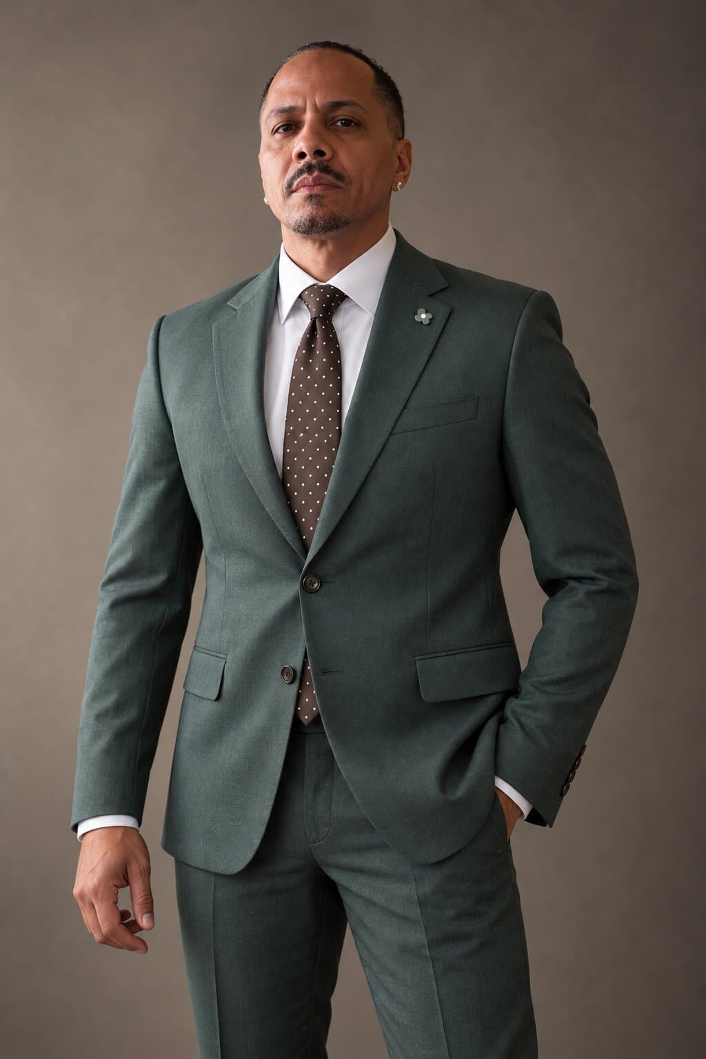 Mercer Duckhead Green worn
