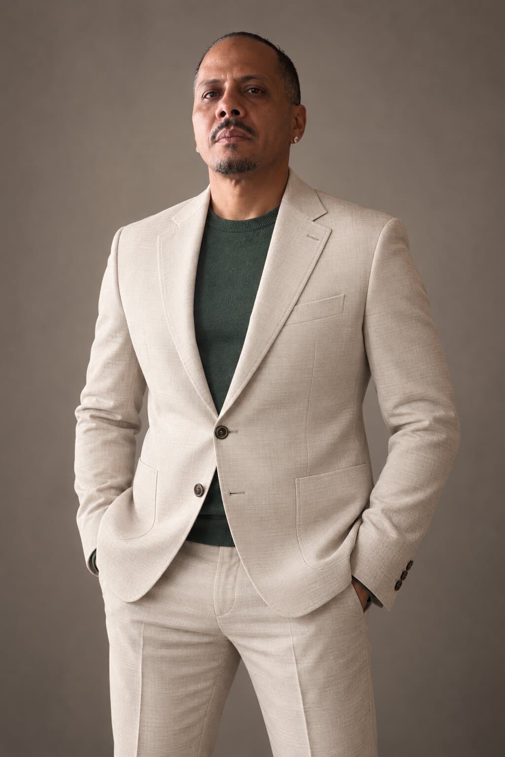 Riviera Light Beige worn