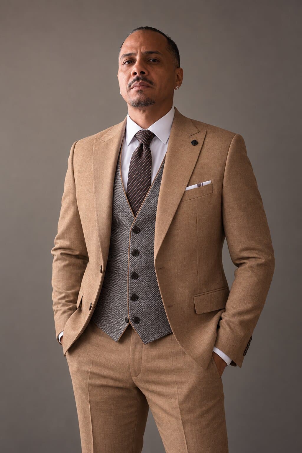 Valen Camel worn